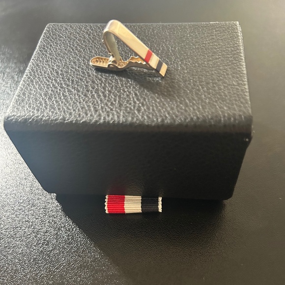 Thom Browne tie slip sterling silver - Picture 1 of 3